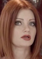 安雅·艾维娃 Anya Avaeva