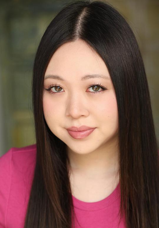 内奥米·潘 Naomi Phan
