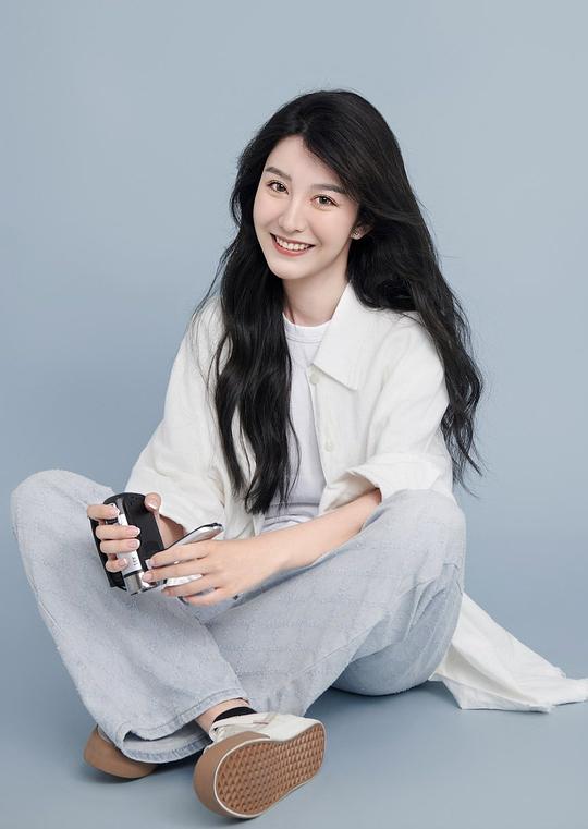 李舒婷 Shuting Li