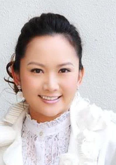 李绮雯 Yee-Man Lee