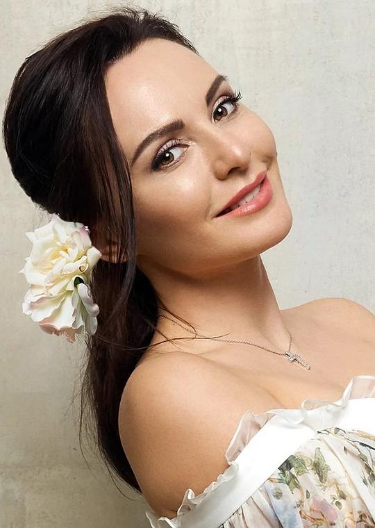 伊琳娜·沃罗诺娃  Irina Voronova