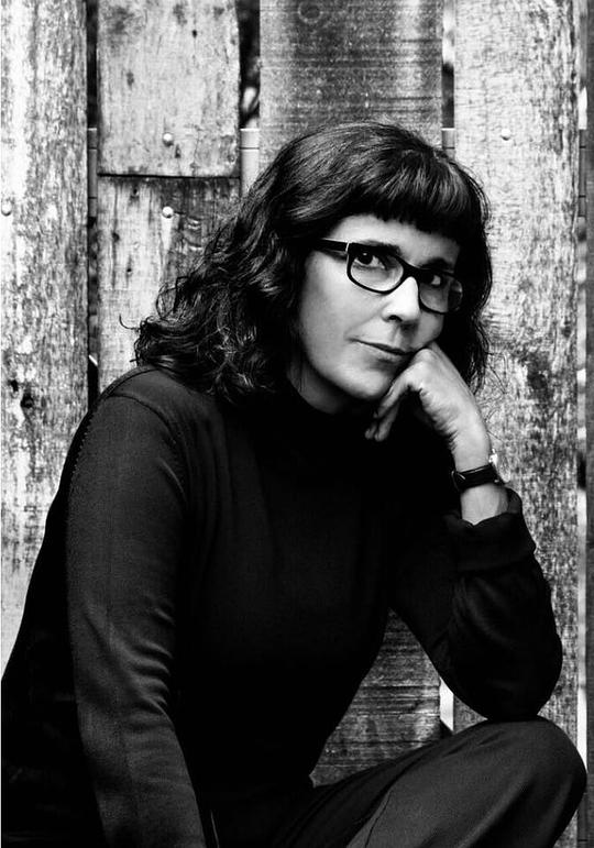 丹妮拉·托马斯 Daniela Thomas