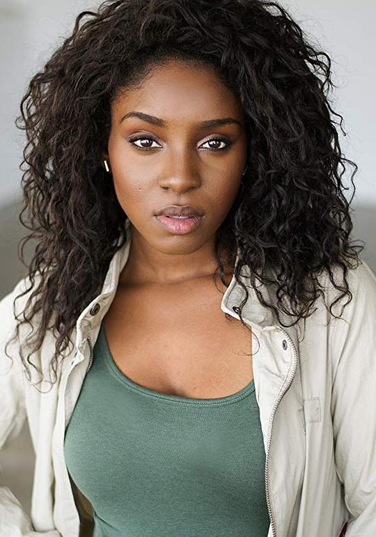 凯伦·奥比洛姆 Karen Obilom