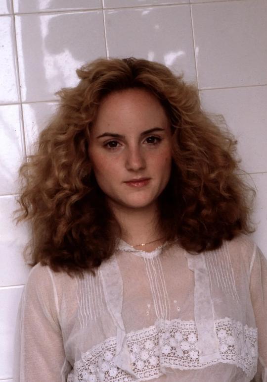 安东尼娅·道芬 Antonia Dauphin