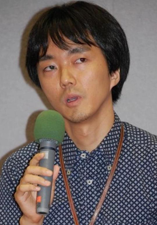 荒川格 Kaku Arakawa