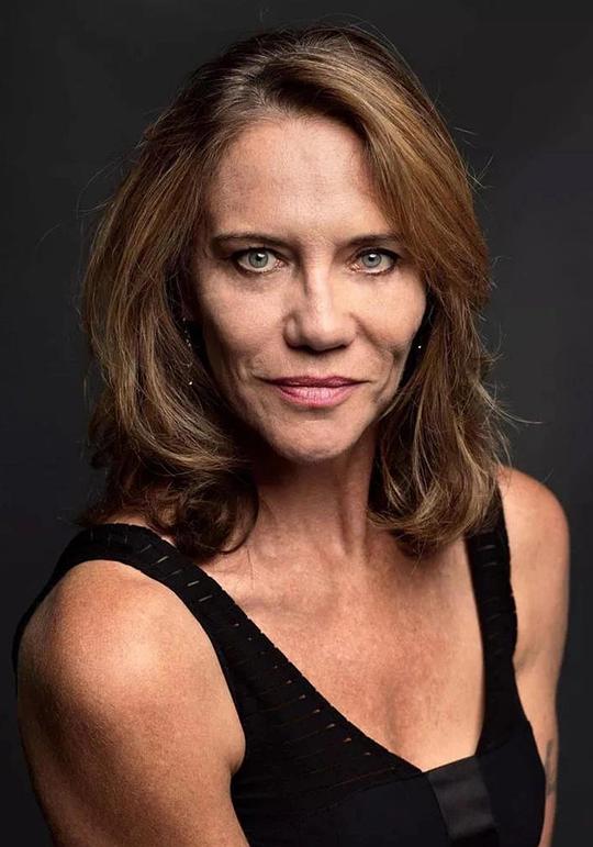 安妮·芬斯特尔 Anni Finsterer