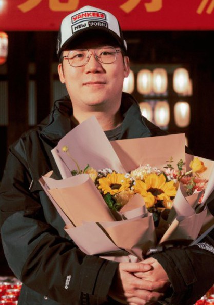 曾庆杰 Qingjie Zeng