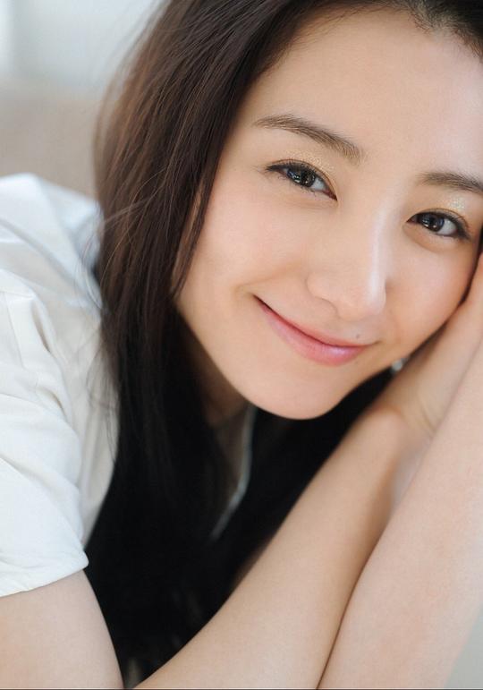 高田里穗 Riho Takada