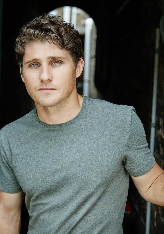 约书亚·布伦南 Joshua Brennan