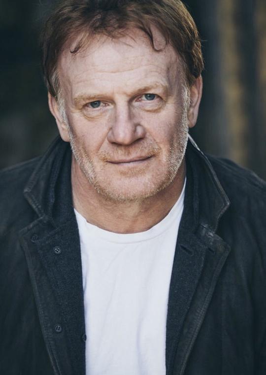 马克·路易斯·琼斯 Mark Lewis Jones