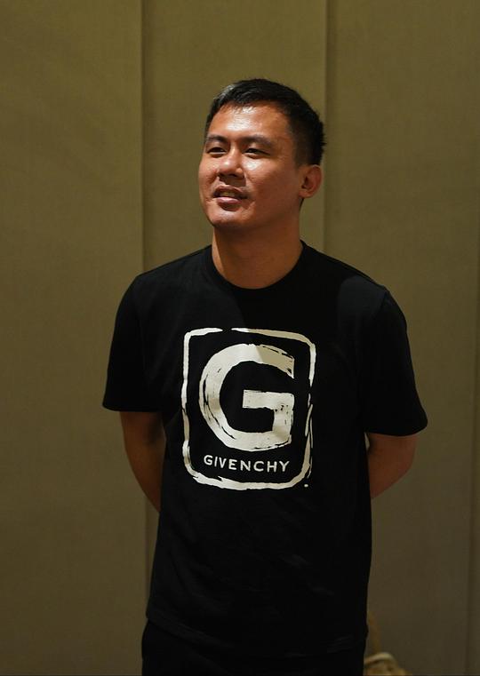 卫立洲 Lizhou Wei