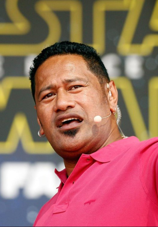 Jay Laga'aia Jay Laga'aia