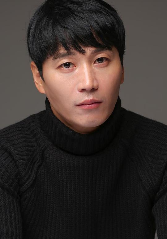 吴基涣 Oh Ki Hwan