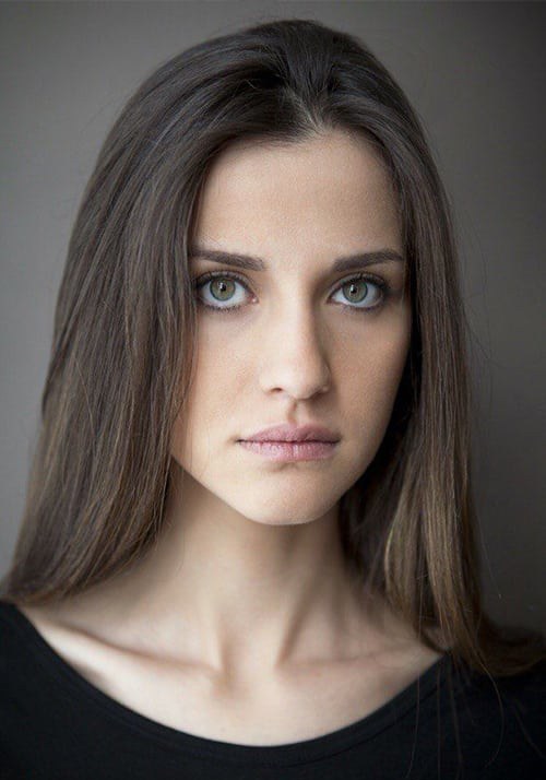 伊雷姆·瓦西奥格鲁 Irem Helvacioglu