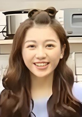 林芷芸 Yunnie Lin