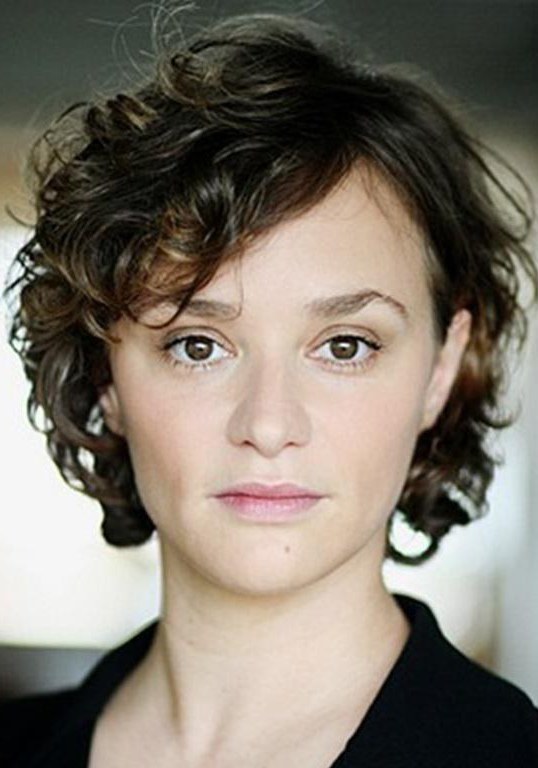 德尔菲娜·巴里尔 Delphine Baril