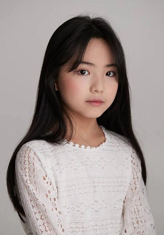 徐恩率 Seo Eun-sol