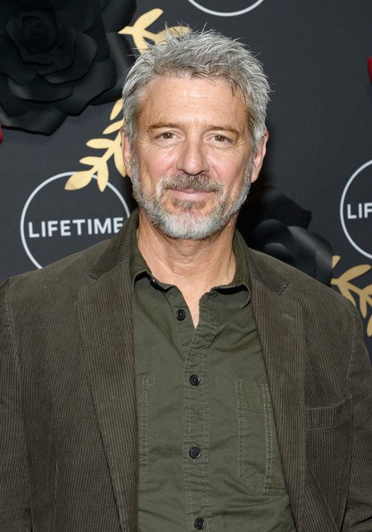 克里斯托弗·科辛斯 Christopher Cousins