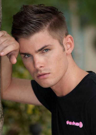 基伦·理查森 Kieron Richardson