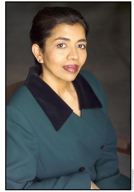 维吉·纳坦 Viji Nathan