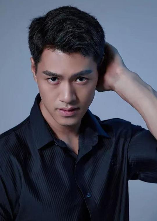 鄢子纶 Zilun Yan