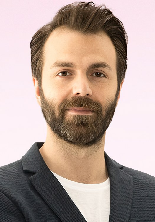 阿齐兹·坎内尔·伊南 Aziz Caner Inan
