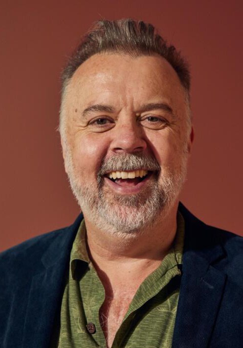 科林·凯恩斯 Colin Cairnes