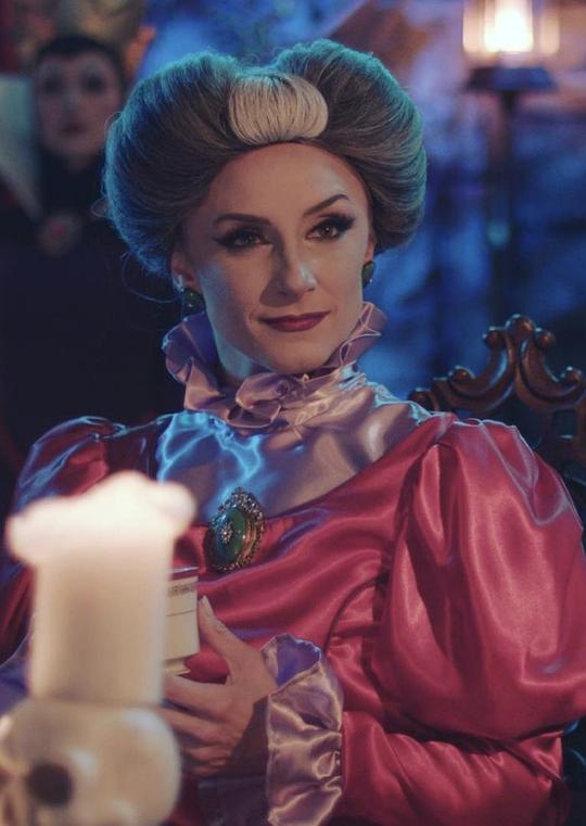 安德里亚·斯塔克 Andrea Stack