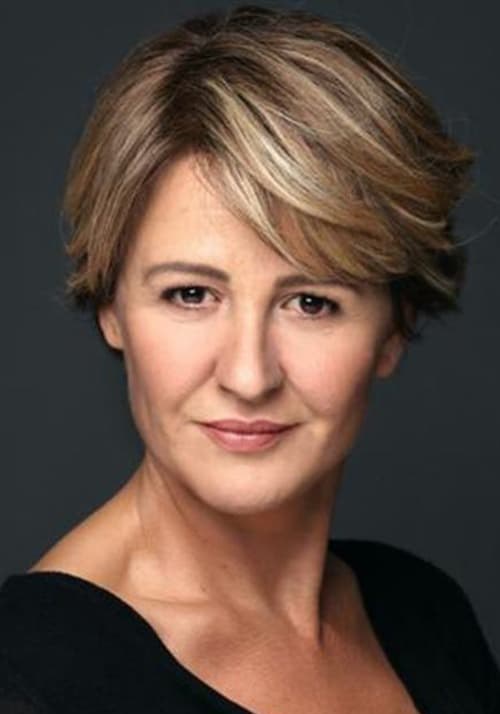 胡利亚·古尔森·伊尔马克 Hülya Gülsen Irmak