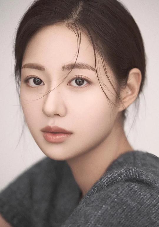 申涩琪 Shin Seul-ki