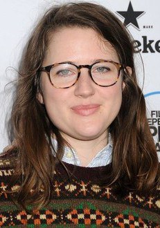 伊丽莎白·麦基 Elizabeth McKee