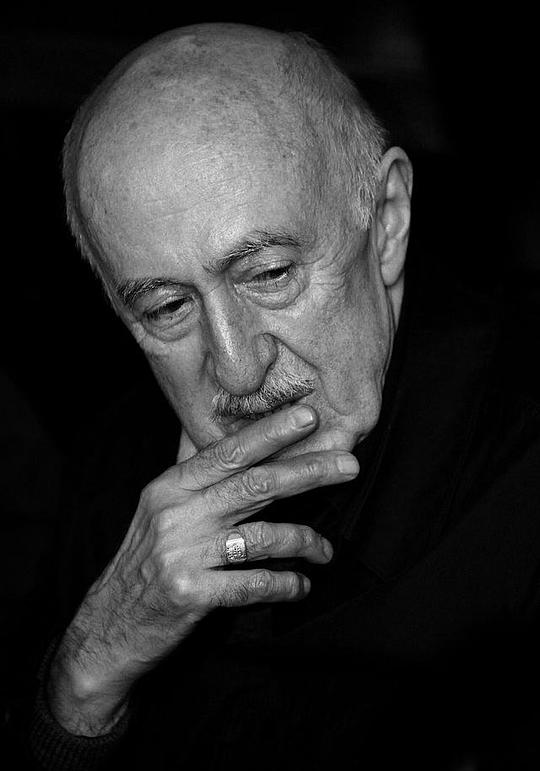 奥塔·伊奥塞里亚尼 Otar Iosseliani