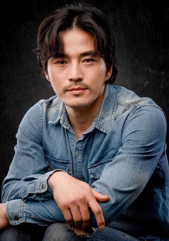 千永严 Young-am Chun