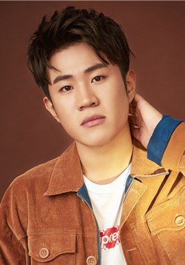 王亮 Liang Wang