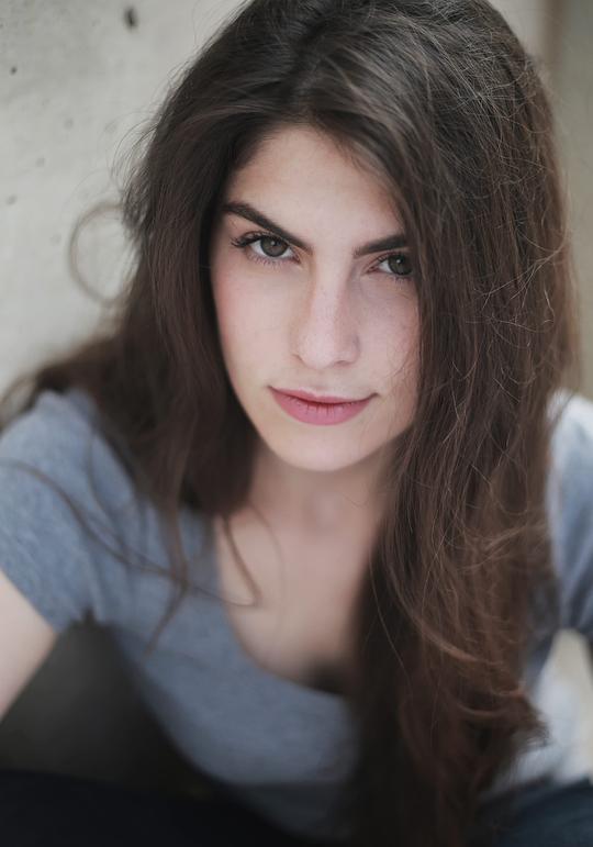 亚历山大·里奥 Alexandria Lior