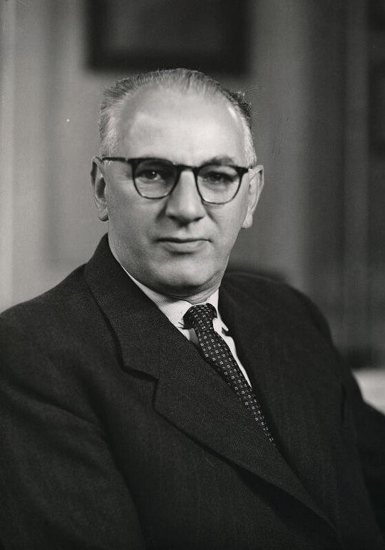 弗兰克·考辛斯 Frank Cousins