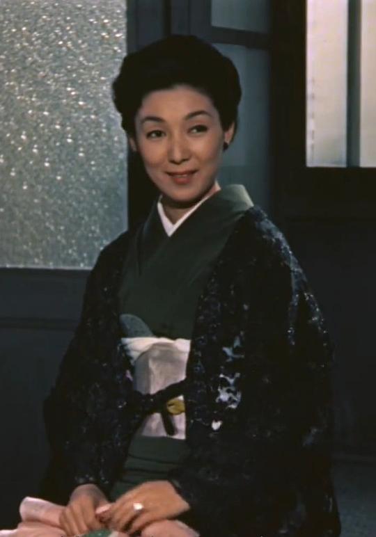 朝雲照代 Teruyo Asagumo