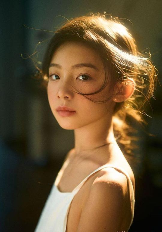 张一雯 Yiwen Zhang