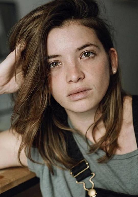 柯琳·贝尔 Coline Beal