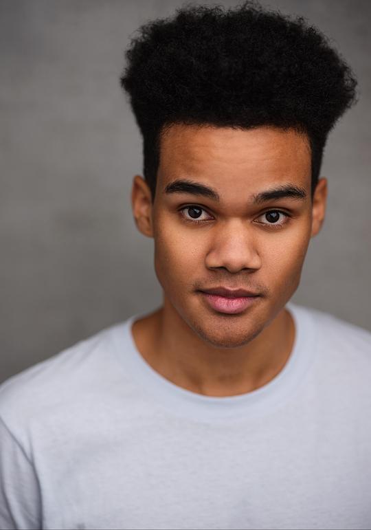 齐亚·牛顿 Zia Newton