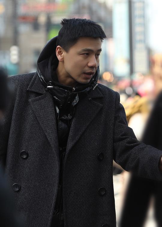 毛溦 Wei Mao