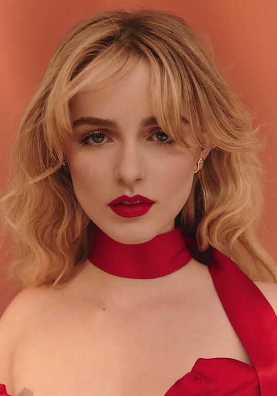 麦肯娜·格瑞丝 Mckenna Grace