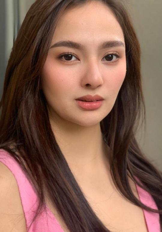 卡拉·冈萨雷斯 Cara Gonzales