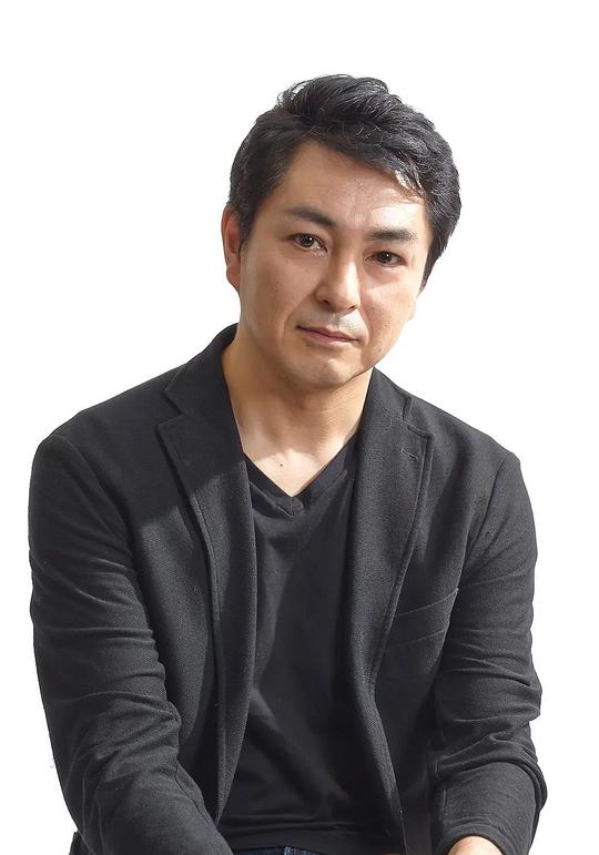 三上哲 Satoshi Mikami