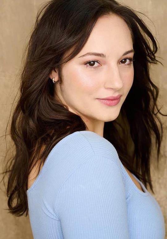 Ellen Woomer Ellen Woomer