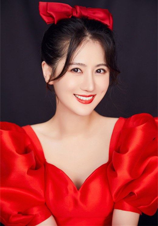 郑雯芯 Joyee