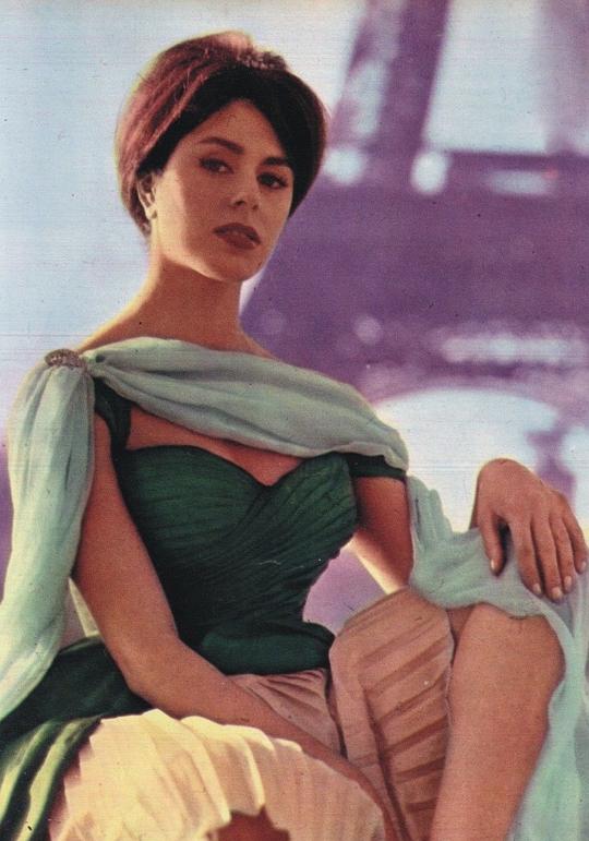 瑟丽娜·婕莉 Célina Cély