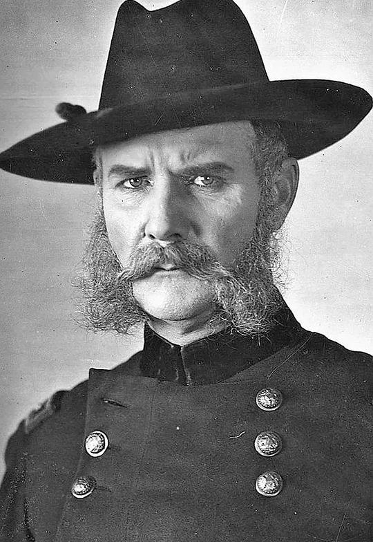 克拉伦斯·吉尔达特 Clarence Geldart