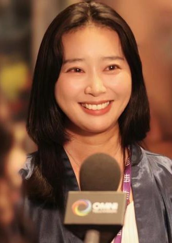 胡馨允