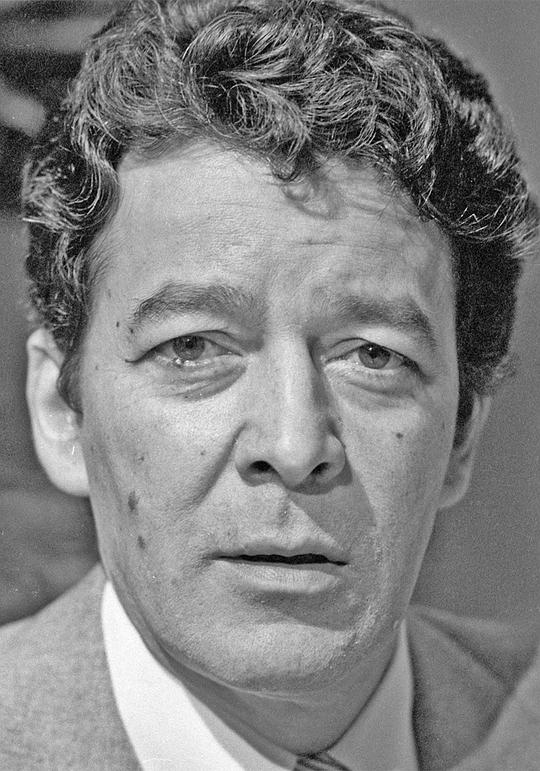 爱德华·德索萨 Edward de Souza